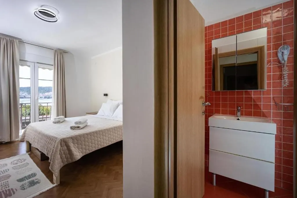 Villa Marija Trogir 3*,