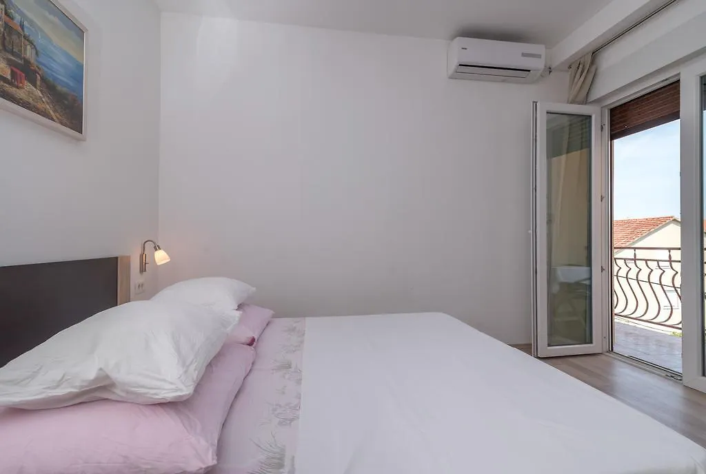 Villa Marija Trogir 3*,